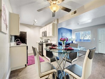 5800 W. Lake Mead Boulevard 1-2 Beds Apartment for Rent - Photo Gallery 5