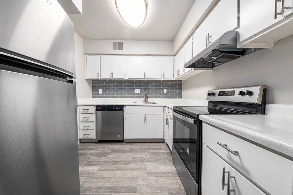 Upgraded Kitchen with Stainless Steel Appliances