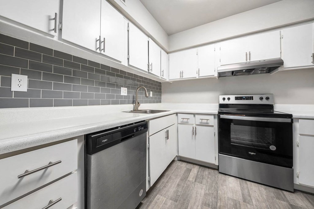 Upgraded Kitchen with Stainless Steel Appliances