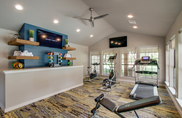 resident lounge and clubhouse