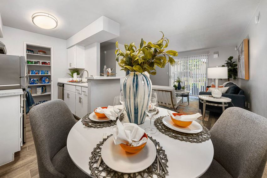 Dining Room - Photo Gallery