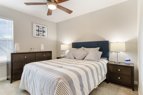 Regency Park Apartments