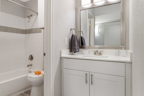 Regency Park Apartments