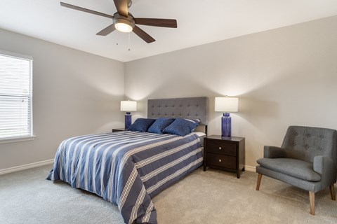 Regency Park Apartments