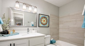 1800 East Covina Street 1-2 Beds Apartment for Rent - Photo Gallery 6