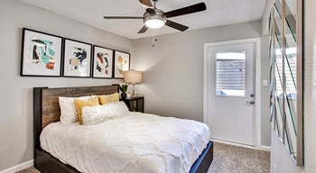 1800 East Covina Street 1-2 Beds Apartment for Rent - Photo Gallery 5