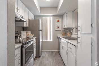 Upgraded Kitchen with Stainless Steel Package Upgraded Kitchen with Stainless Steel Package - Photo Gallery 3