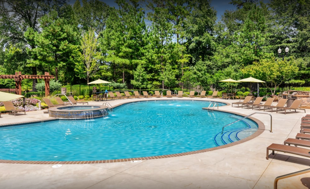 Lullwater at Bass | Sparking Pool