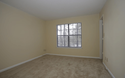 Oak Ridge Trace Apartments | Large Bedrooms