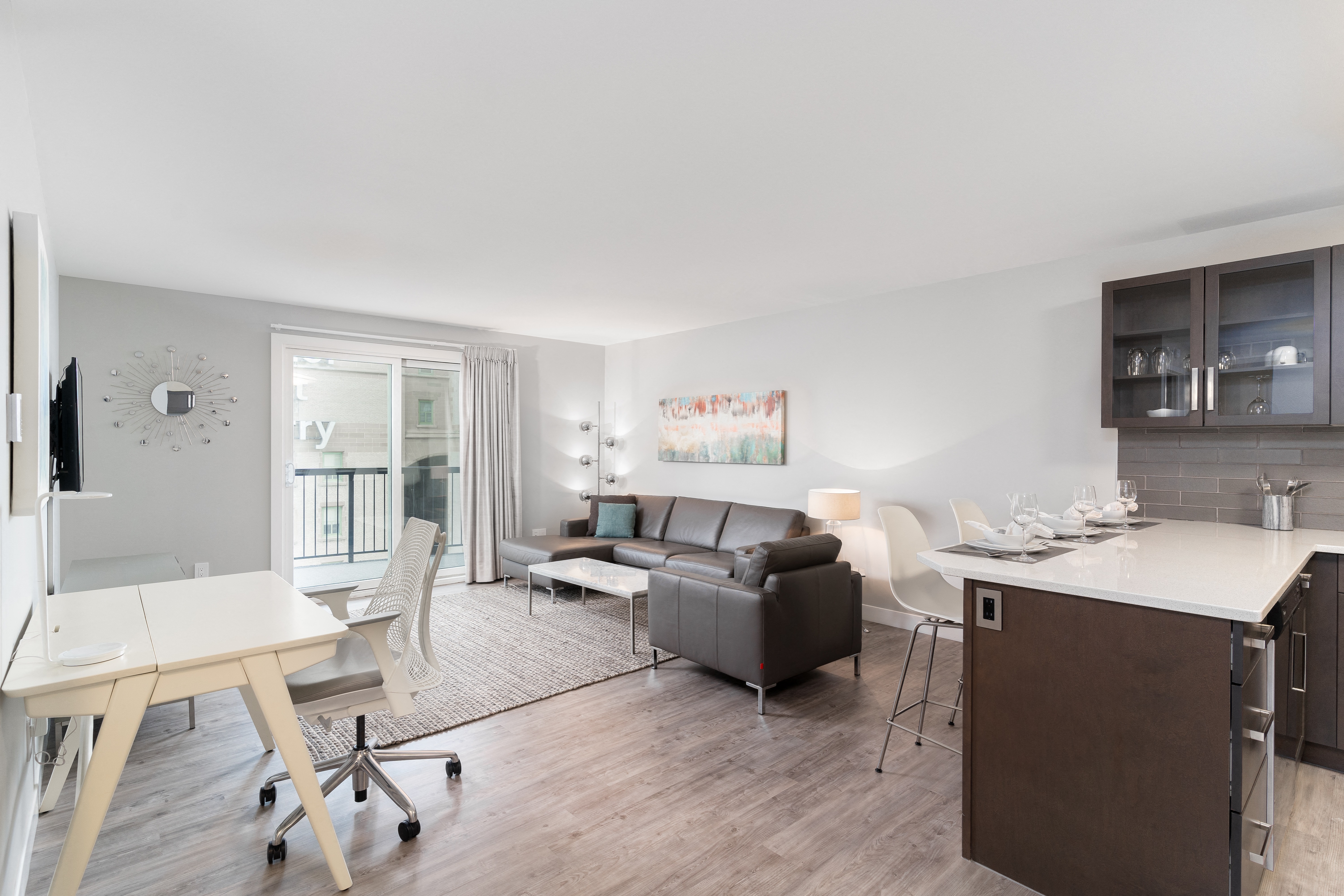 Fort Garry Place III Apartments in Winnipeg, MB