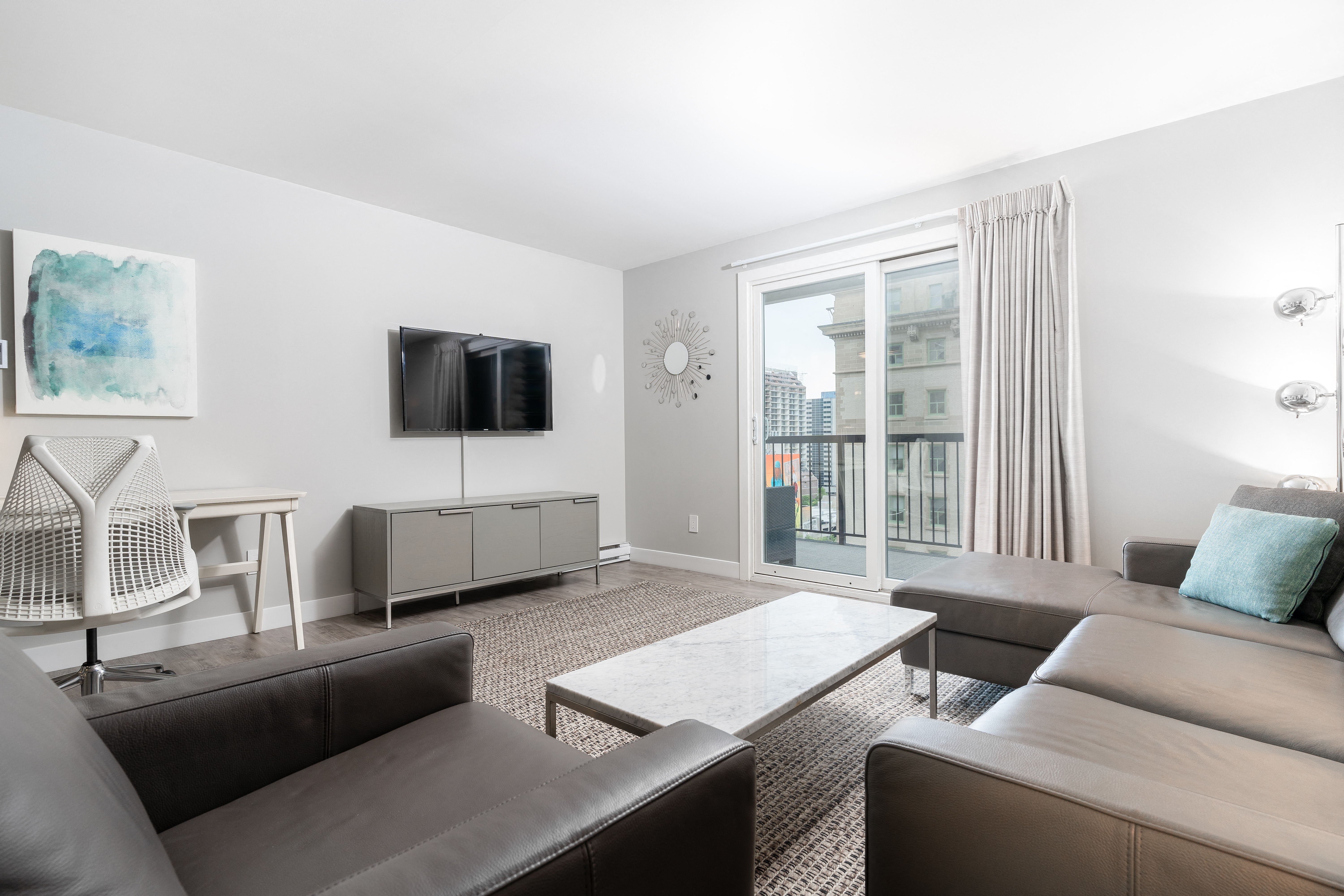 Fort Garry Place II Apartments in Winnipeg, MB