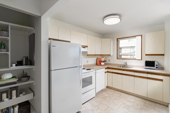 20 Fort St. 1-2 Beds Apartment for Rent - Photo Gallery 4