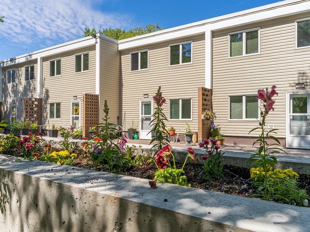 Riverside Village Apartments, 1650 Henderson Hwy., Winnipeg, MB RentCafe