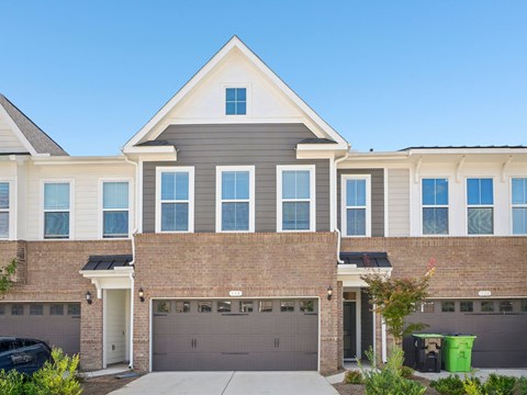 101 Peach Dahlia Road 3-4 Beds Apartment for Rent