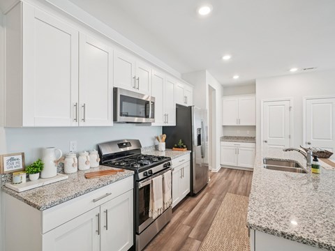 101 Peach Dahlia Road 3-4 Beds Apartment for Rent