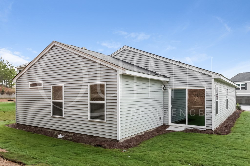 the cove lakeside resort west kelowna building