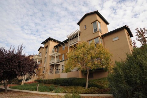 Almaden Lake Apartments