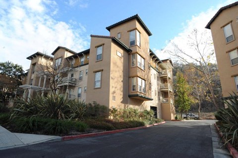 Almaden Lake Apartments