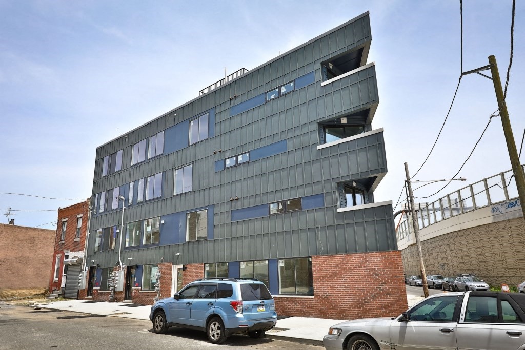 The Port At Aramingo Exterior