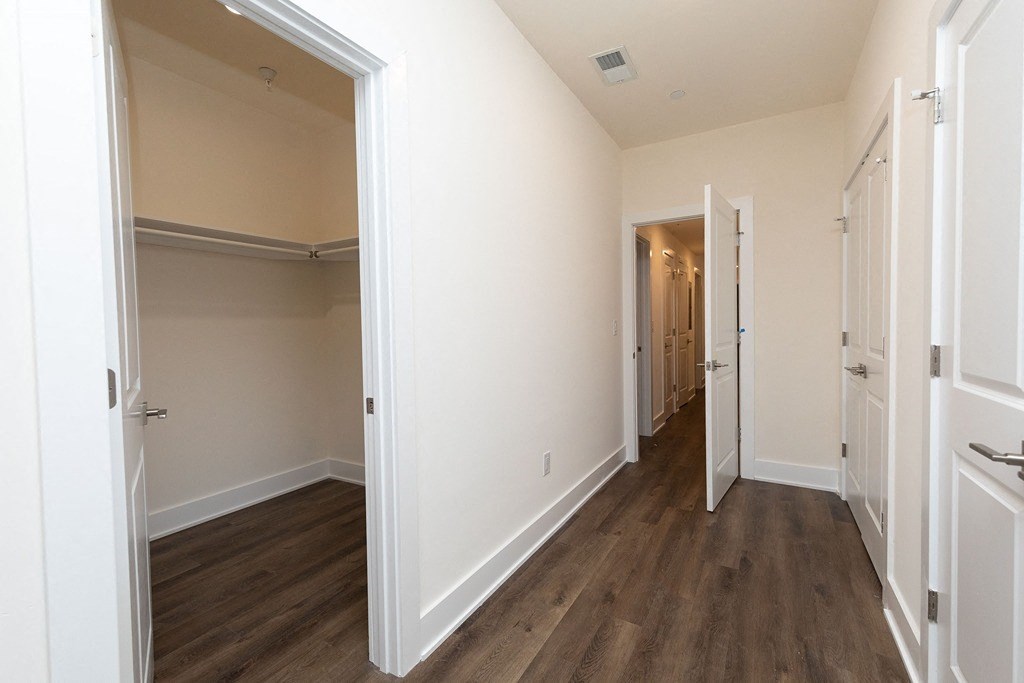 The Port At Aramingo Walk In Closet