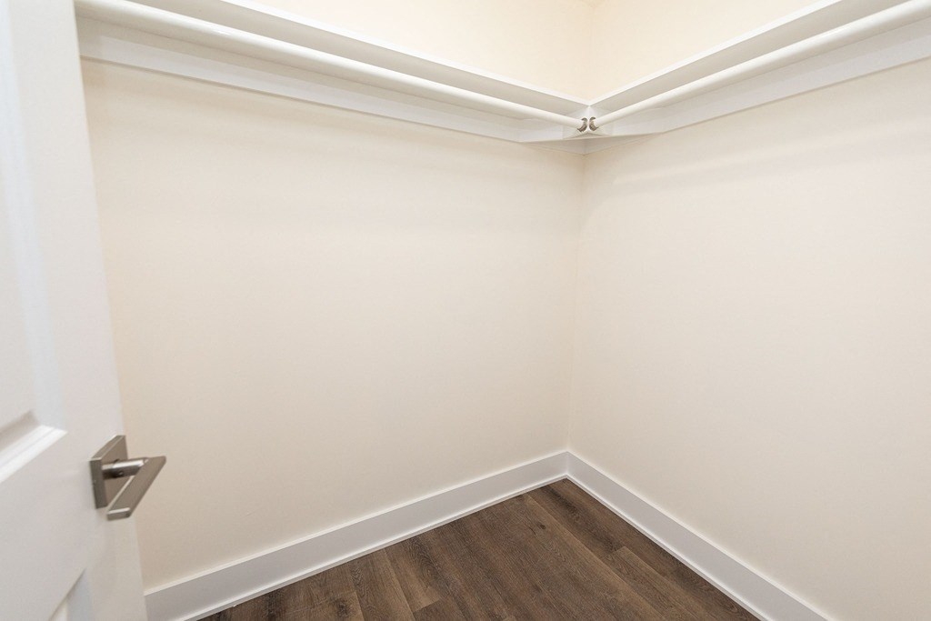 The Port At Aramingo Walk In Closet