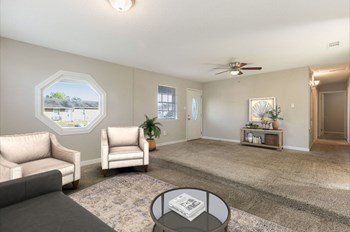 2705 Victoria Dr 3 Beds House for Rent - Photo Gallery 3