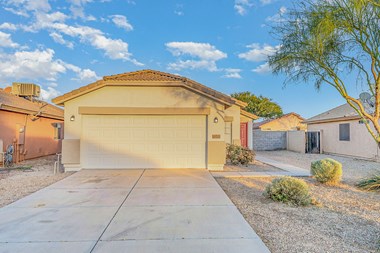 39907 N Fazio Ln 3 Beds House for Rent - Photo Gallery 1