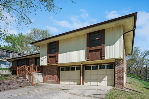 6110 Nw 51St Ter 3 Beds Apartment for Rent