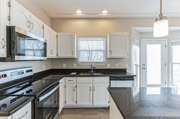 5100 Katie Vly 4 Beds House for Rent - Photo Gallery 10
