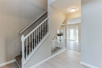 5100 Katie Vly 4 Beds House for Rent - Photo Gallery 3