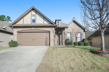 1188 Washington Dr 3 Beds Apartment for Rent