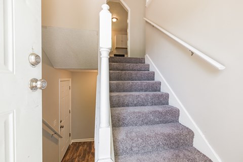 4630 OTTAWA ST 3 Beds Apartment for Rent