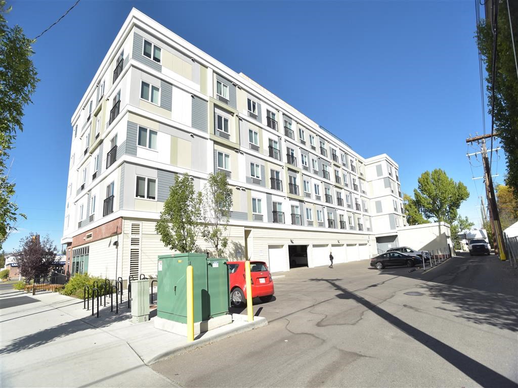 Centro Residential Rental apartments visitor parking