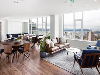 1441 St Georges Avenue Studio-3 Beds Apartment, British Columbia for Rent - Photo Gallery 2