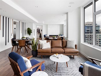 1441 St Georges Avenue Studio-3 Beds Apartment, British Columbia for Rent - Photo Gallery 4