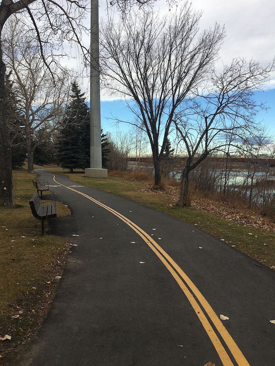 Inglewood 1410 Residential rental apartments close to pathways