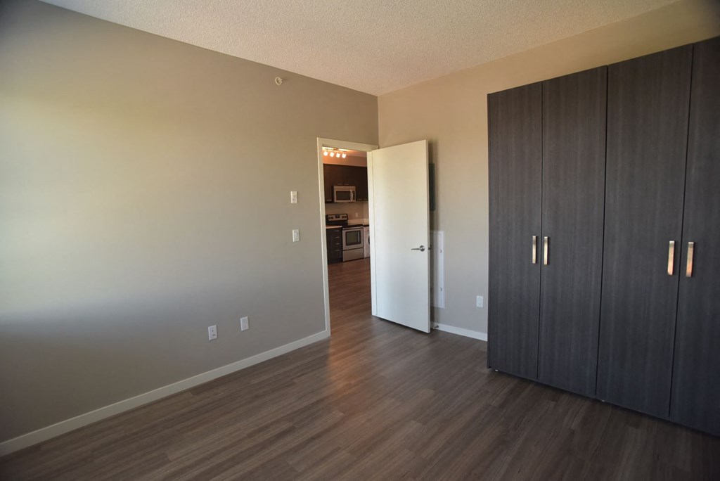 Inglewood 1410 Residential rental apartments european closets