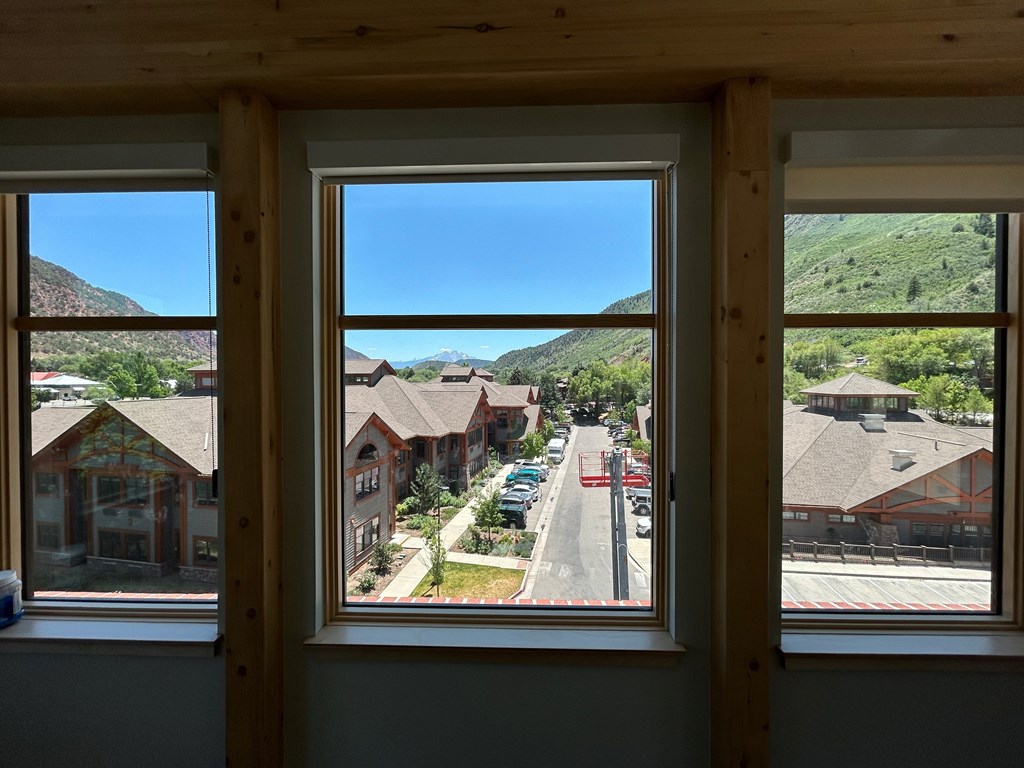 Expansive Window at Benedict, The, GLENWOOD SPRINGS