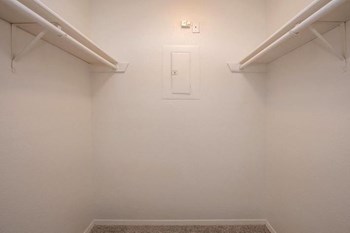 storage space - Photo Gallery 5