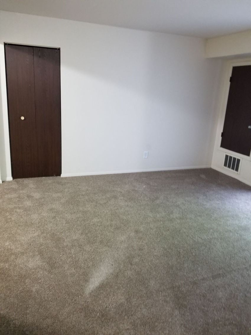 Leonard East Apartments, P.O BOX 2607, Grand Rapids, MI RentCafe