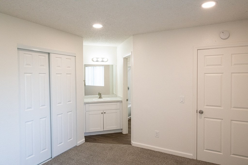 Empty Bedroom at Orange Glen Apartments, Chula Vista, CA, 91911