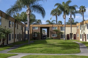 1255 & 1271 Broadway 1-2 Beds Apartment for Rent - Photo Gallery 5