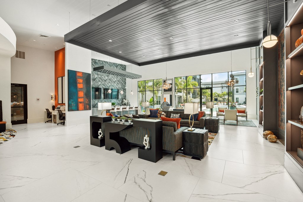 a look at the lobby at the opposite end of the building