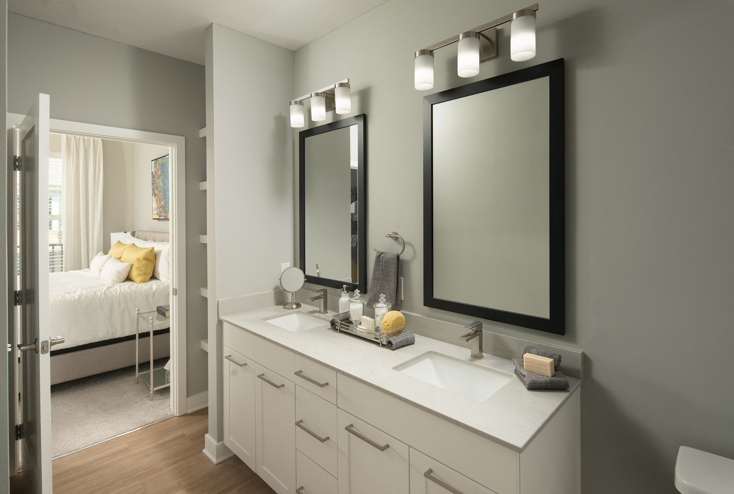 Bainbridge Aviation Crossing