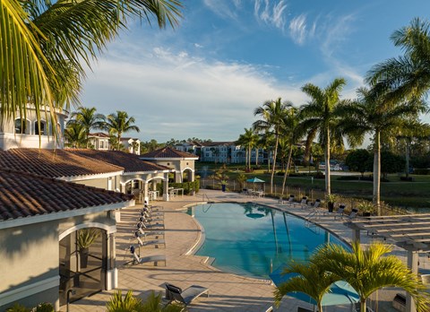 the pool at the resort at longboat key club