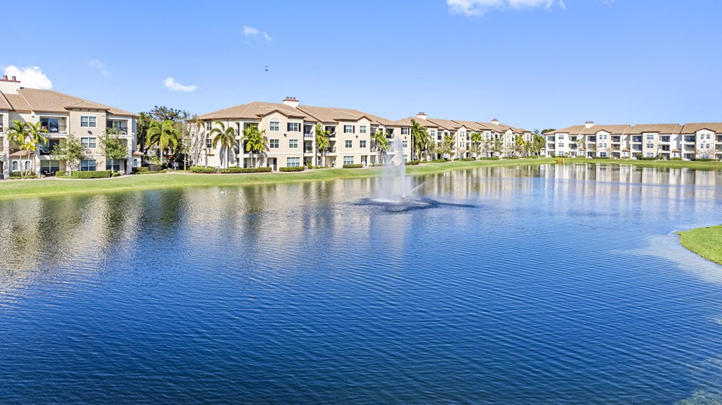 aeria pond and community exterior