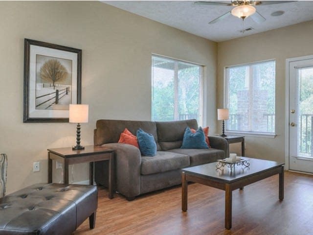 Kings Pointe Apartments