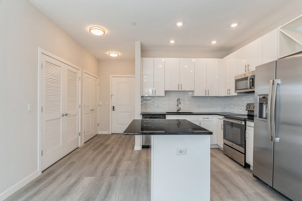 Kitchen Unit at Solo at North Bergen, North Bergen