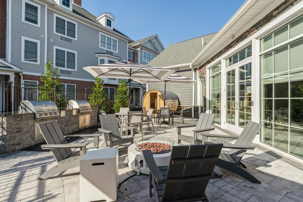 Outdoor Firepit Lounge at Solo at North Bergen, North Bergen, 07047