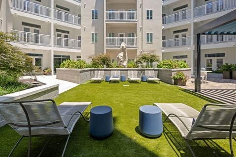 23 Market Street SW Studio-2 Beds Apartment for Rent